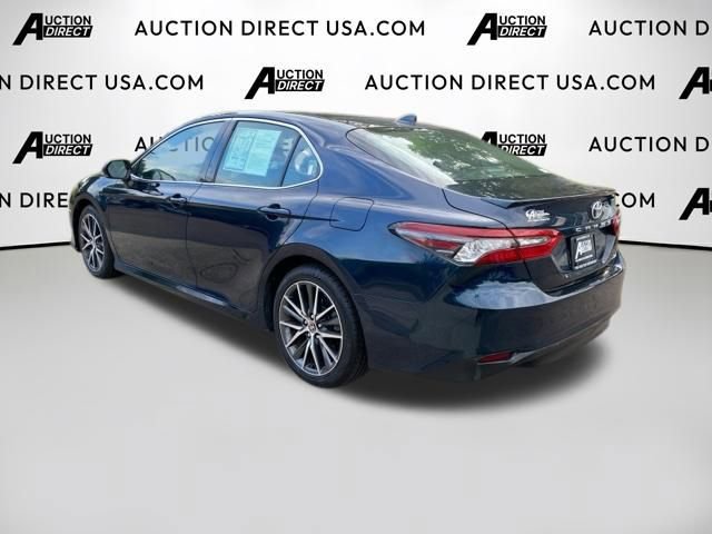 Used 2021 Toyota Camry XLE FWD image 20