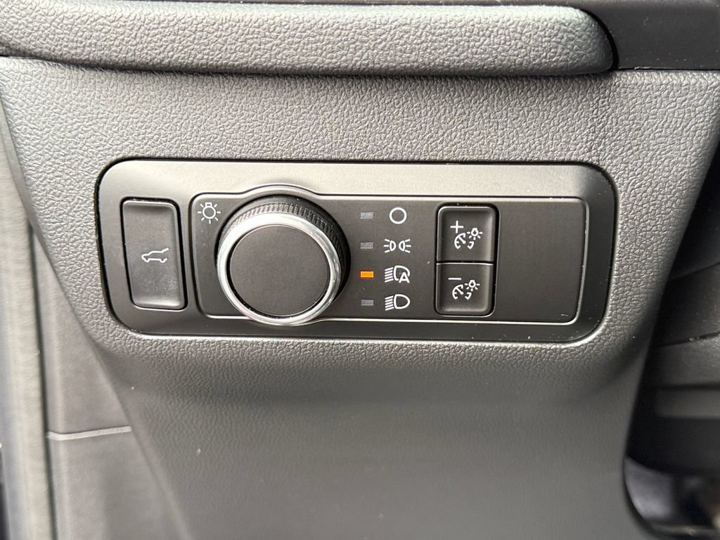 Used 2023 Ford Escape ST-Line AWD/4WD image 19
