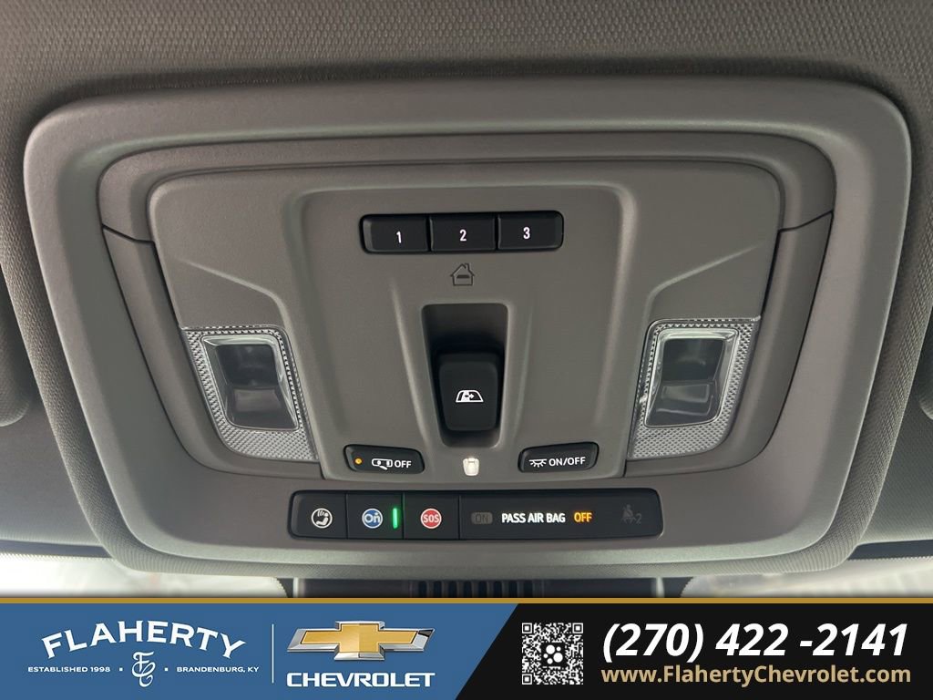 Used 2025 Chevrolet Silverado 2500 LTZ w/ LTZ Convenience Package image 34