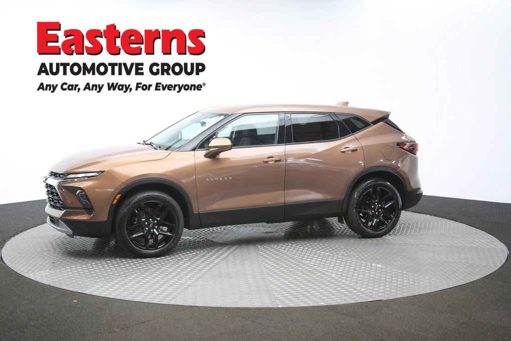 Used 2023 Chevrolet Blazer LT image 57