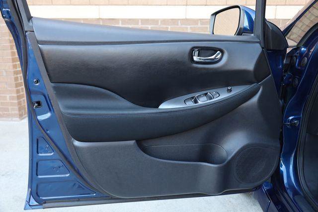 Used 2019 Nissan Leaf S w/ S Charge Package FWD image 12