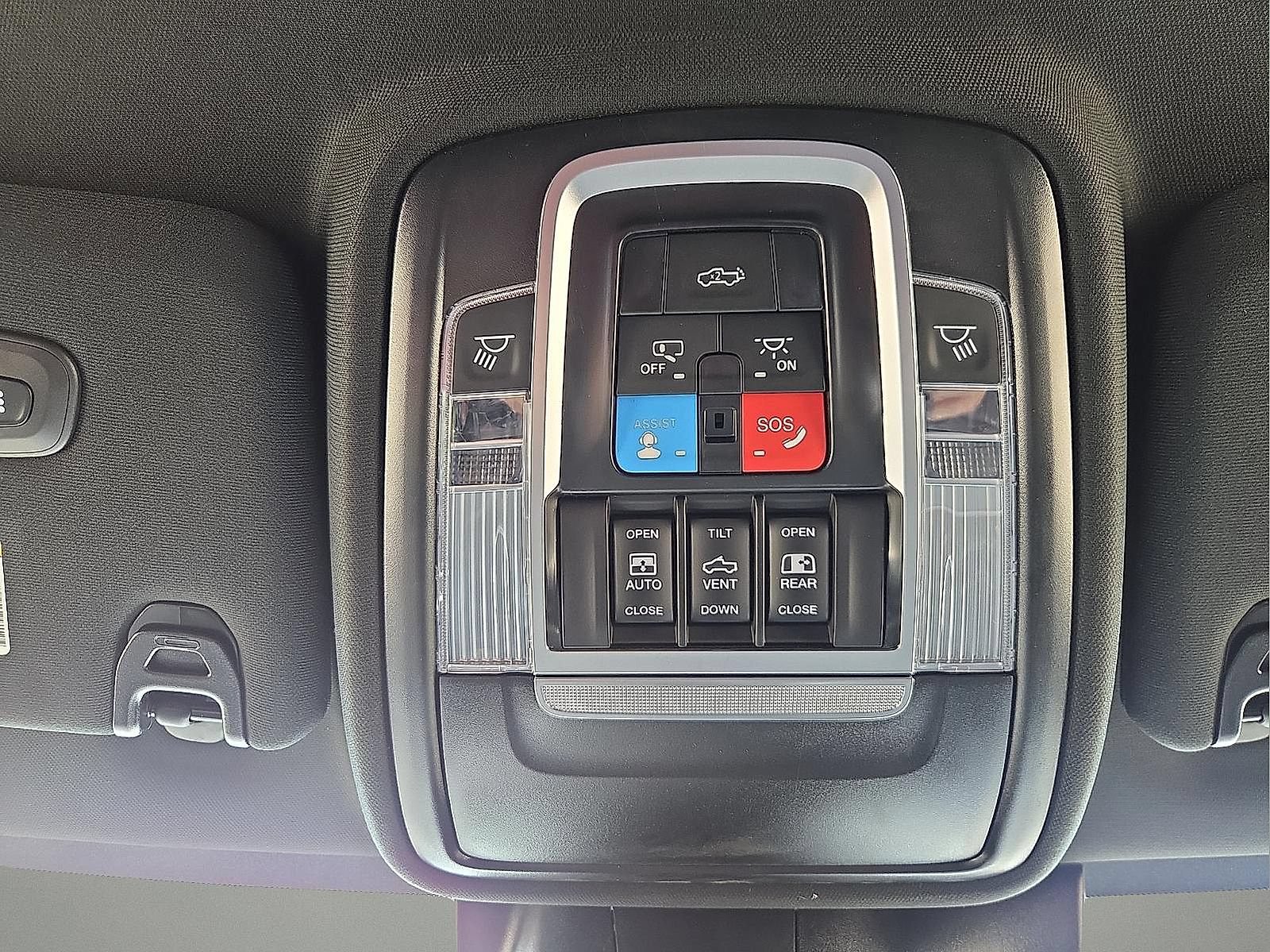 Used 2026 RAM 2500 Laramie w/ Night Edition AWD/4WD image 21