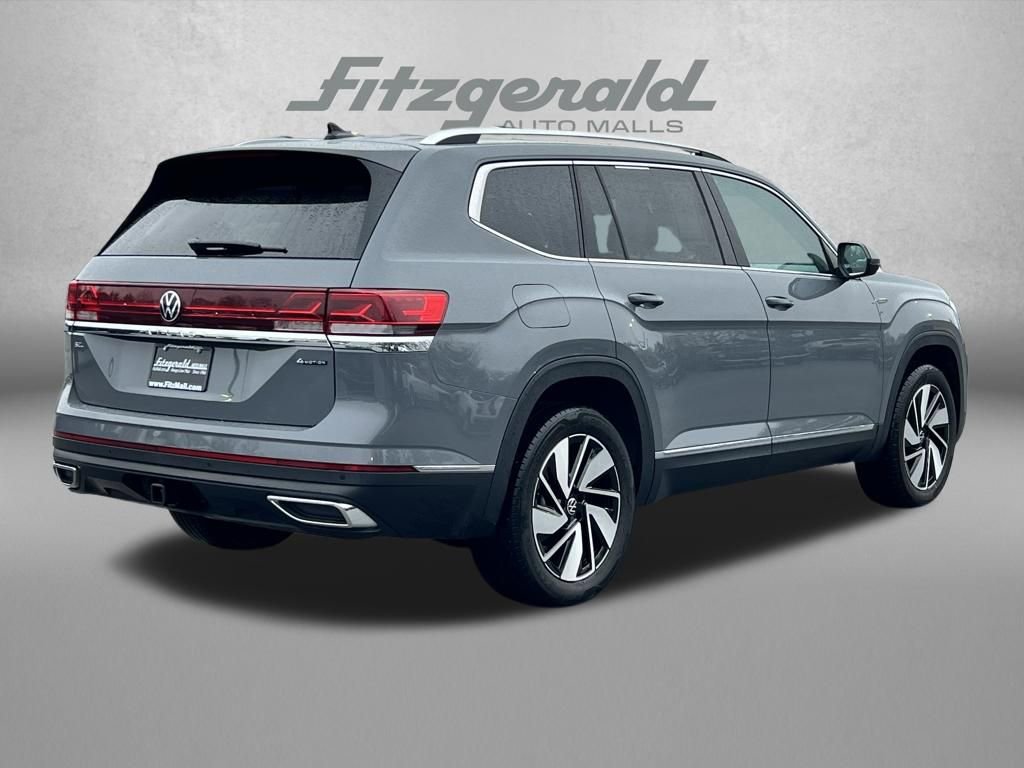 Used 2025 Volkswagen Atlas SEL image 7