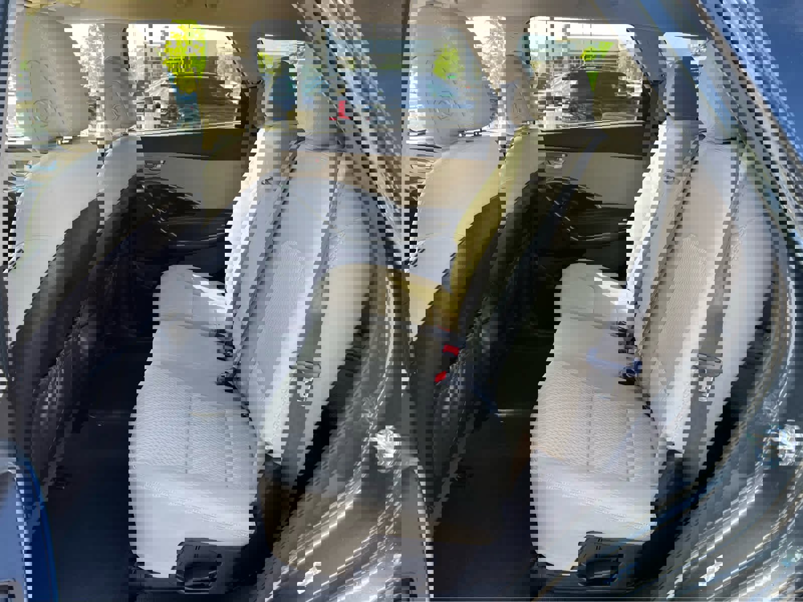 Used 2014 Hyundai Santa Fe GLS image 26