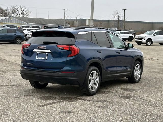 Used 2020 GMC Terrain SLE w/ Driver Convenience Package image 5