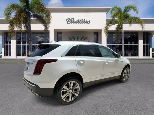 Certified 2024 Cadillac XT5 Premium Luxury w/ Technology Package FWD image 14