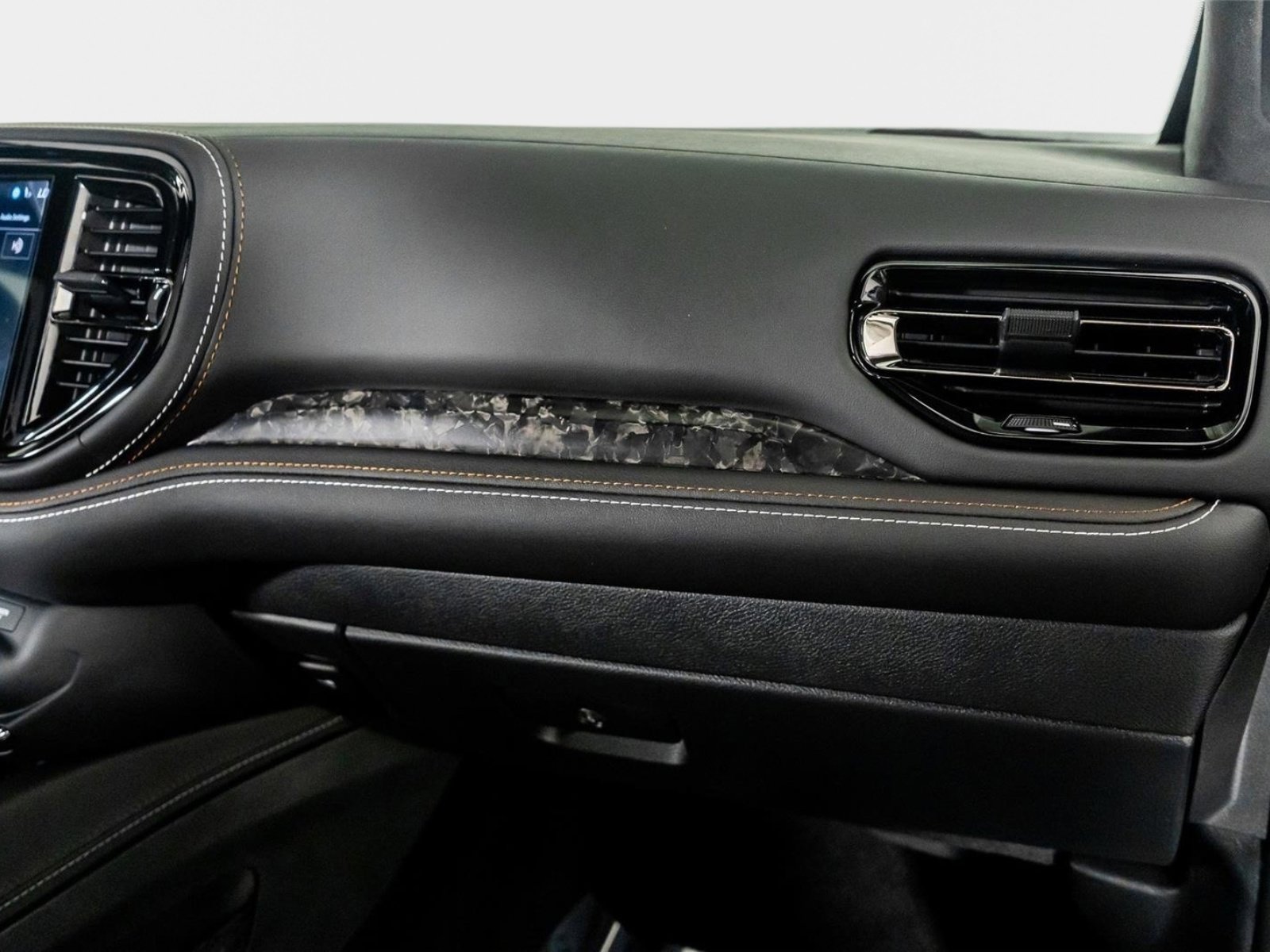 Used 2025 Dodge Durango SRT Hellcat AWD/4WD image 48