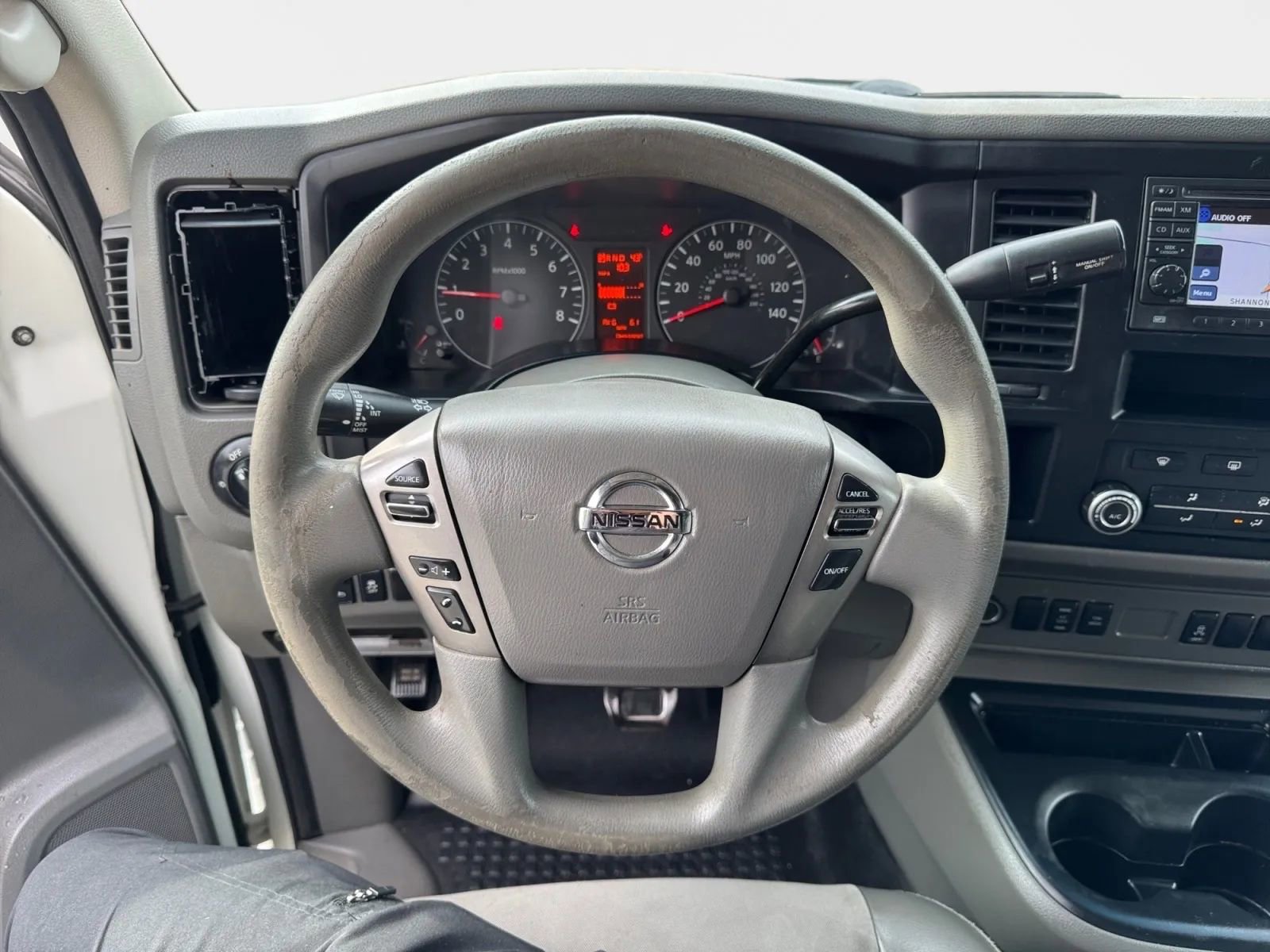 Used 2014 Nissan NV 3500 SV w/ Technology Package image 13