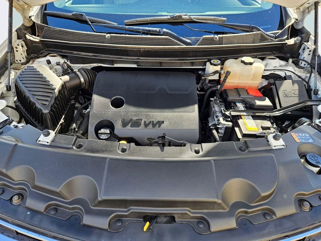 Used 2021 Chevrolet Traverse LT image 32