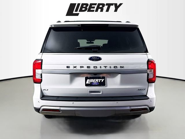 Used 2024 Ford Expedition Max XLT image 6