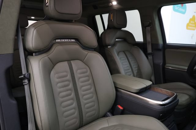Used 2023 Rivian R1S Adventure AWD/4WD image 72
