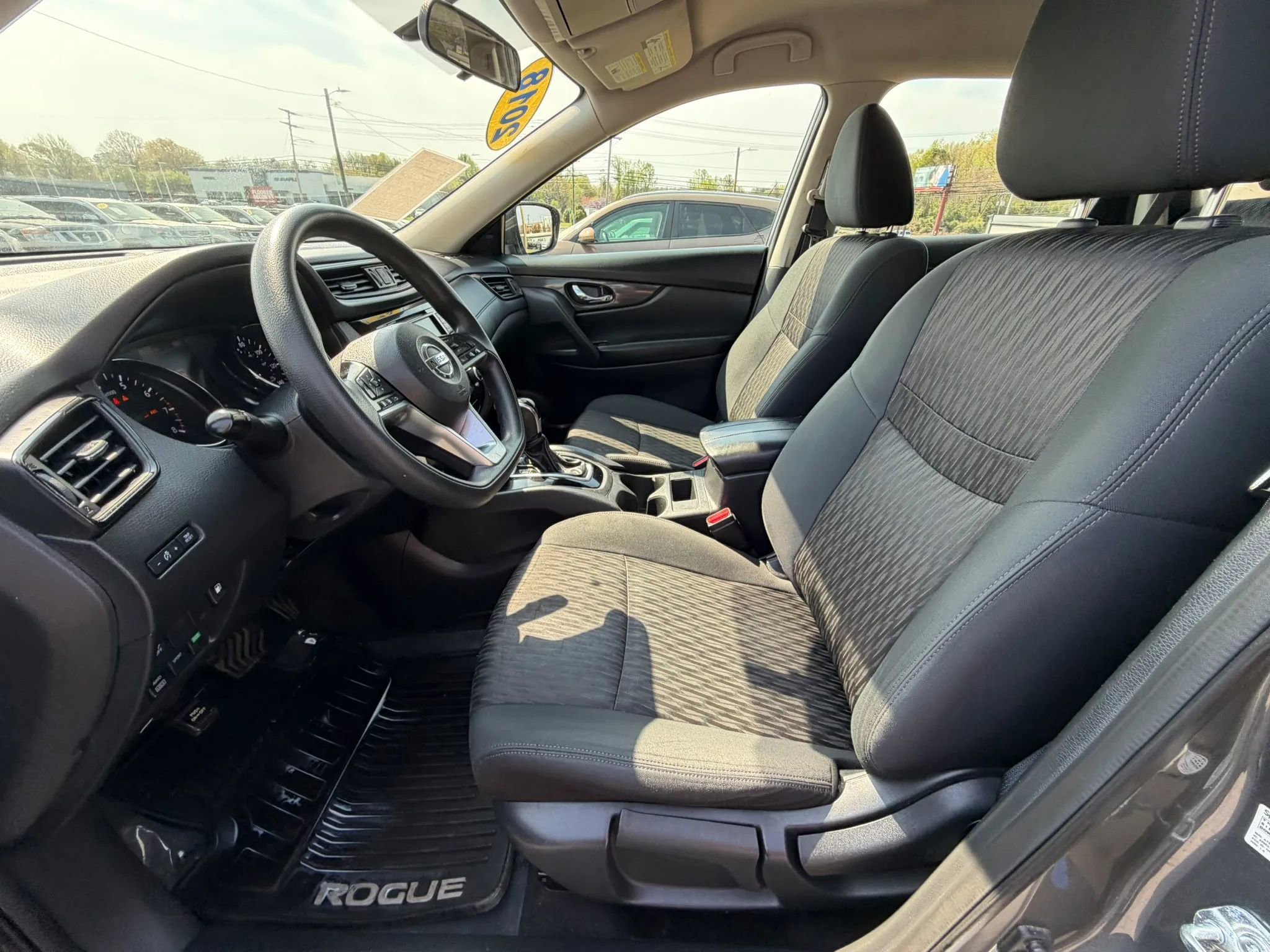 Used 2018 Nissan Rogue S AWD/4WD image 20