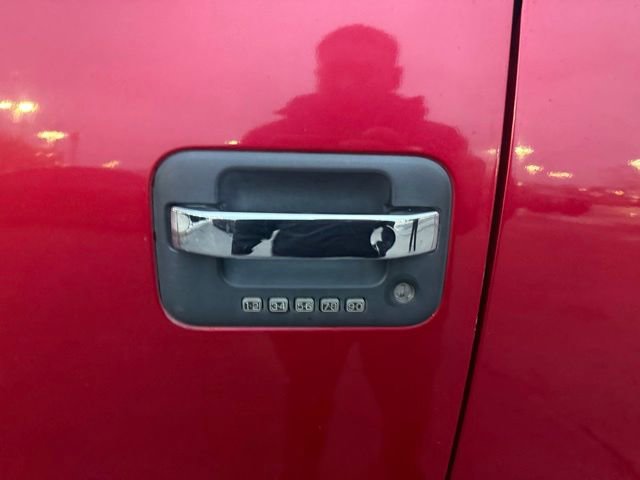 Used 2011 Ford F150 XLT w/ XLT Chrome Pkg image 14
