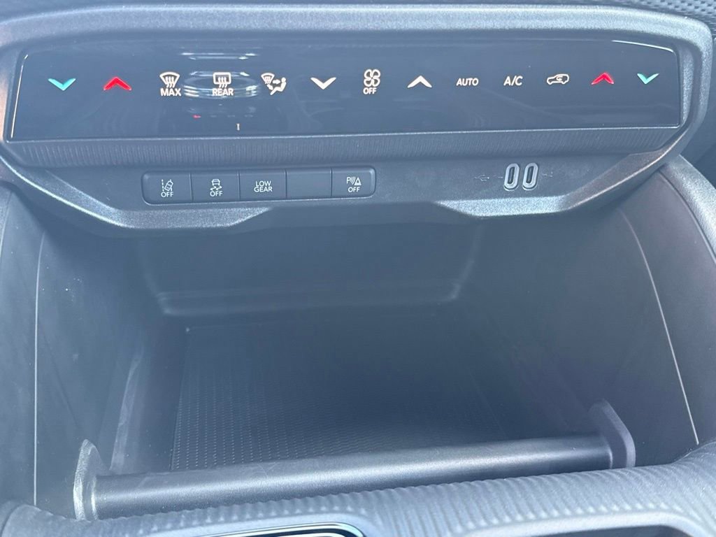 New 2026 Jeep Cherokee Overland image 14