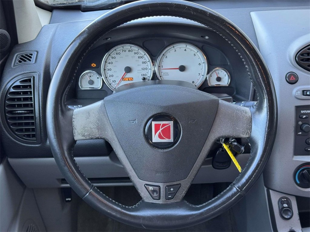 Used 2004 Saturn Vue 2WD V6 image 8