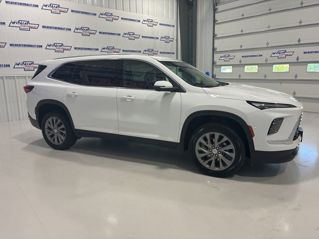 Used 2026 Buick Enclave Preferred AWD/4WD image 10