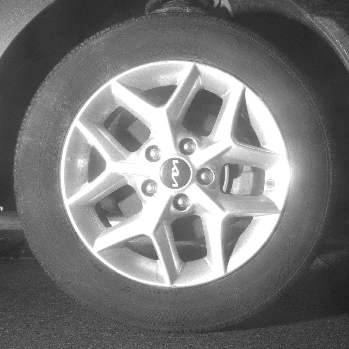 Used 2025 Kia Soul LX w/ LX Technology Package image 13