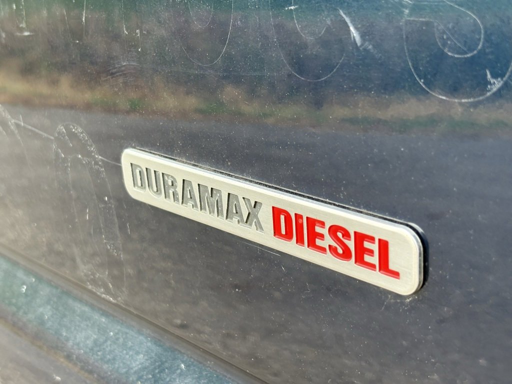 Used 2005 Chevrolet Silverado 3500 LT w/ Heavy-Duty Power Package image 10