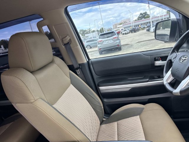 Used 2014 Toyota Tundra SR5 w/ SR5 Upgrade Package AWD/4WD image 15