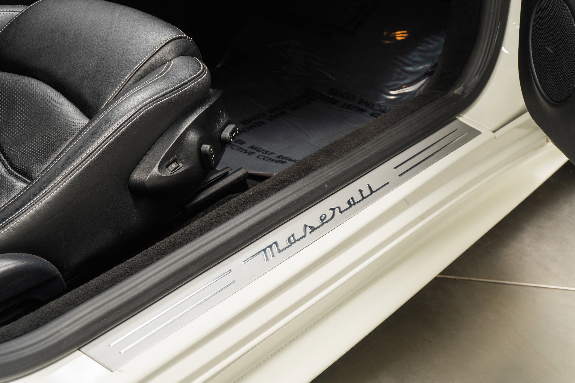 Used 2012 Maserati GranTurismo S image 31