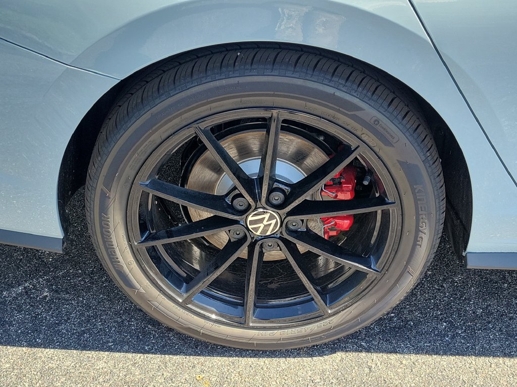 New 2027 Volkswagen Jetta GLI Autobahn FWD image 5