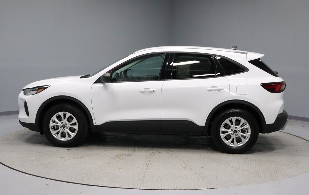 Certified 2025 Ford Escape Active image 7