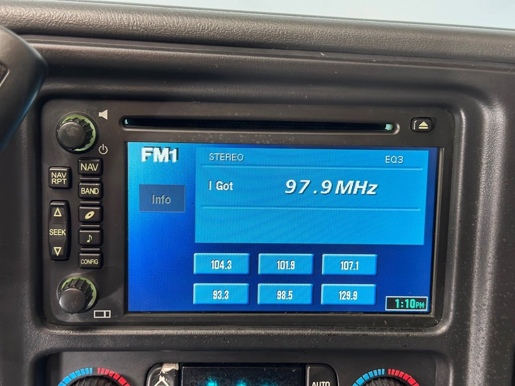 Used 2006 Chevrolet Avalanche Z71 w/ Sun And Sound Package image 19