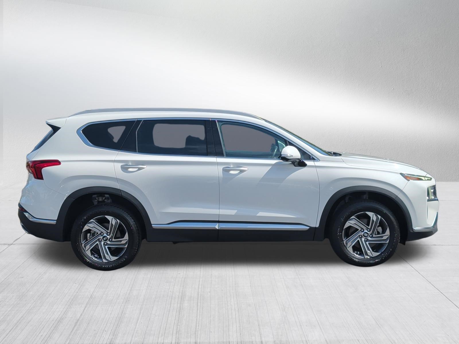 Used 2023 Hyundai Santa Fe SEL w/ Premium Package AWD/4WD image 8