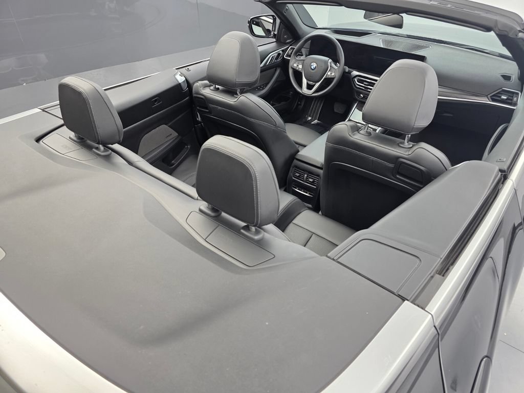 Used 2024 BMW 430i Convertible w/ Premium Package RWD image 25