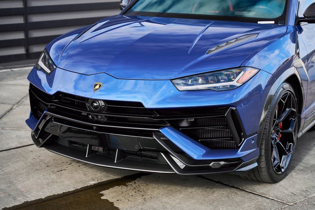 Used 2024 Lamborghini Urus Performante AWD/4WD image 5