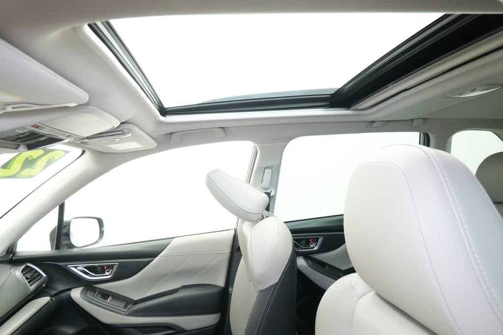 Used 2022 Subaru Forester Limited image 18