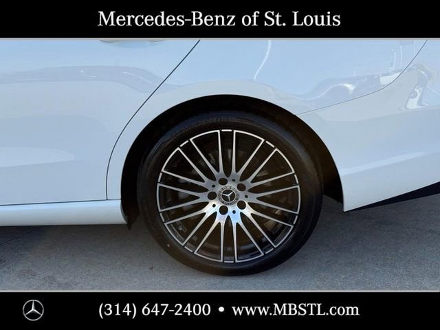 Certified 2025 Mercedes-Benz C 300 4MATIC Sedan image 9