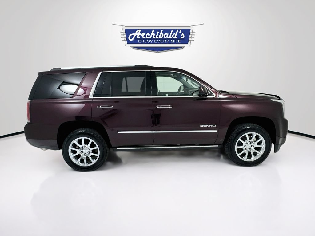 Used 2017 GMC Yukon Denali w/ Open Road Package AWD/4WD image 9