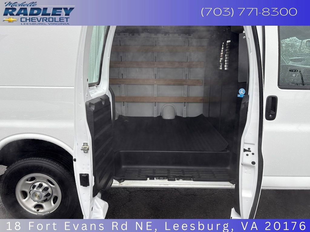 Certified 2024 Chevrolet Express 2500 w/ Driver Convenience Package image 22