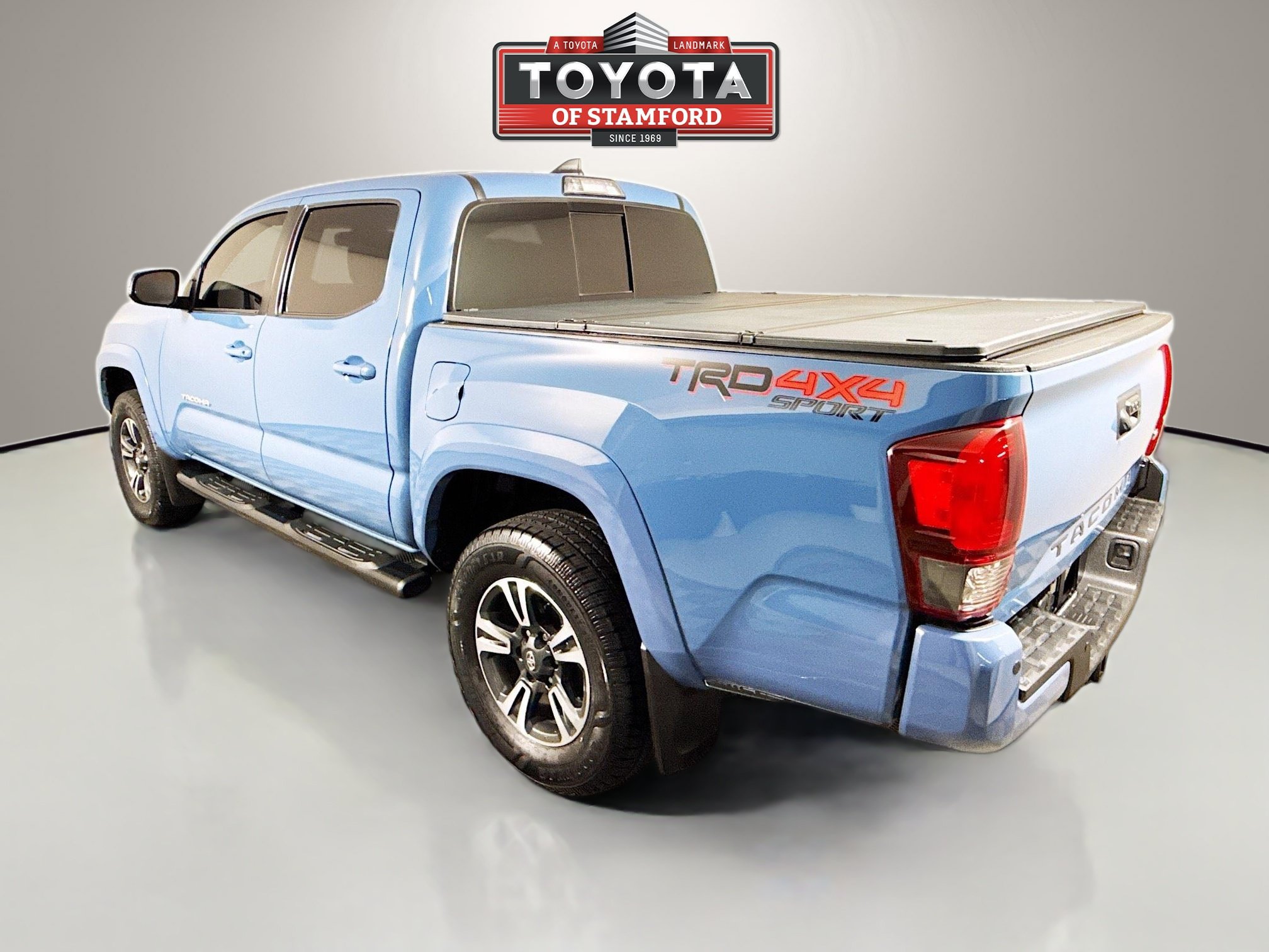 Certified 2019 Toyota Tacoma TRD Sport AWD/4WD image 5