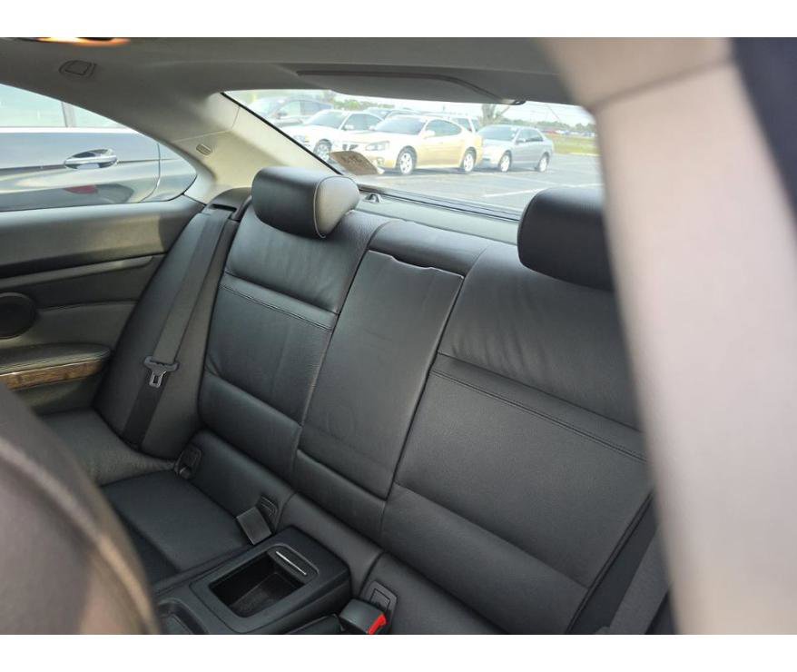 Used 2011 BMW 335i xDrive Coupe AWD/4WD image 14