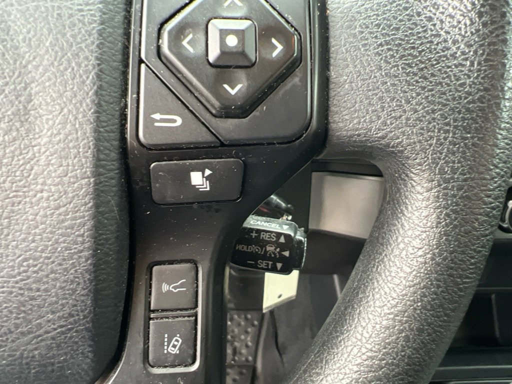 Used 2019 Toyota Tacoma SR w/ SR Convenience Package image 14