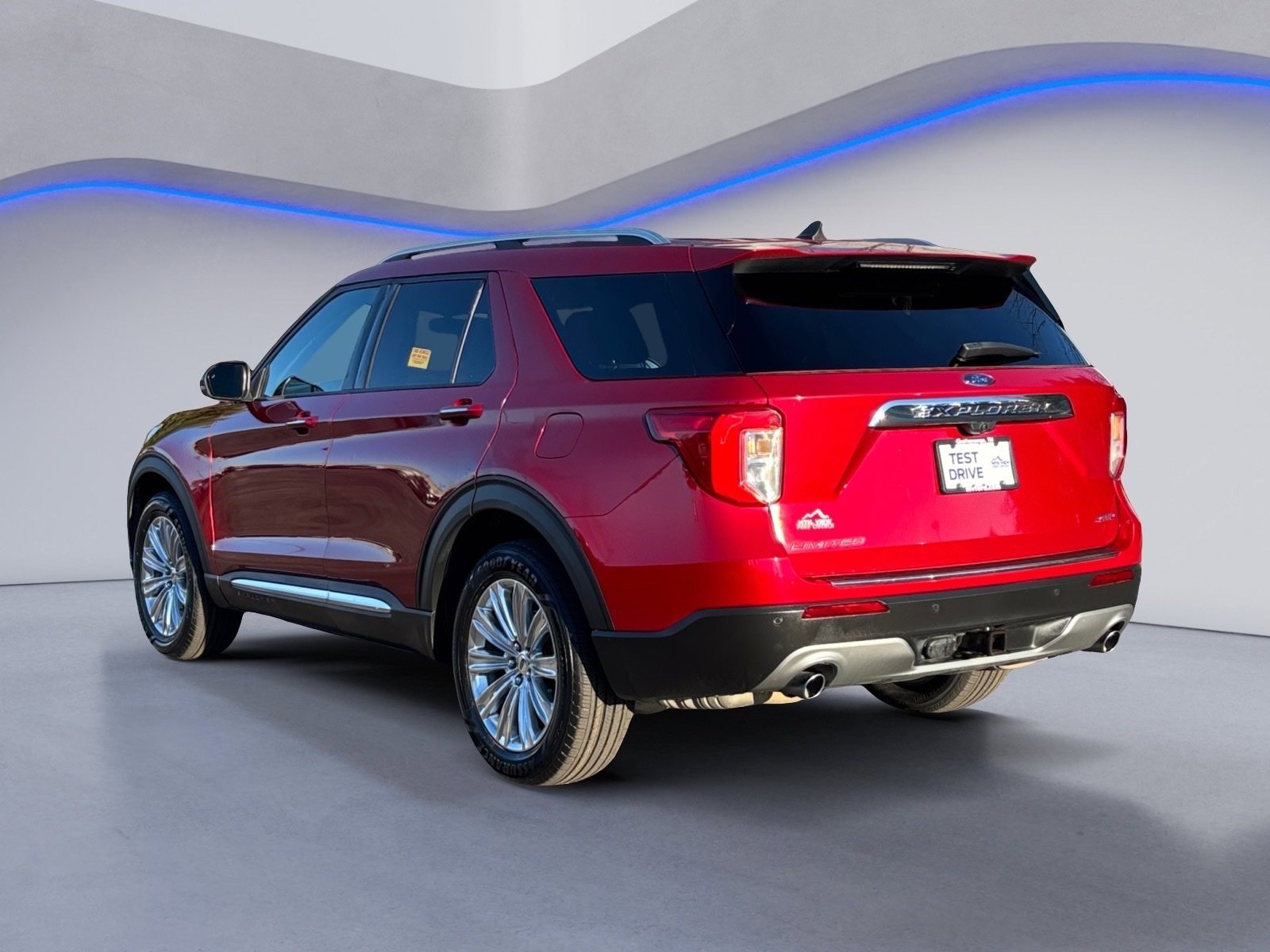 Used 2021 Ford Explorer Limited w/ Equipment Group 301A image 11