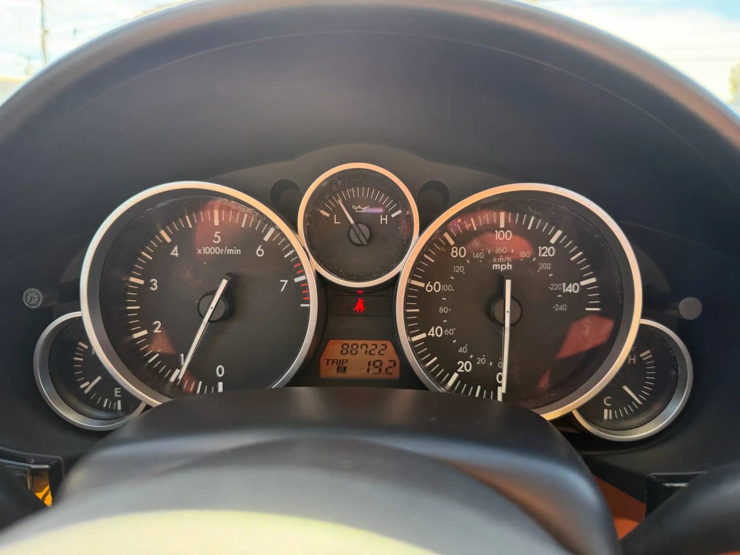 Used 2006 MAZDA MX-5 Miata Grand Touring RWD image 17