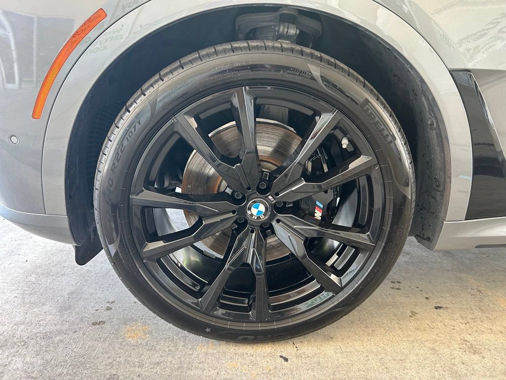 Used 2026 BMW X7 M60i AWD/4WD image 17