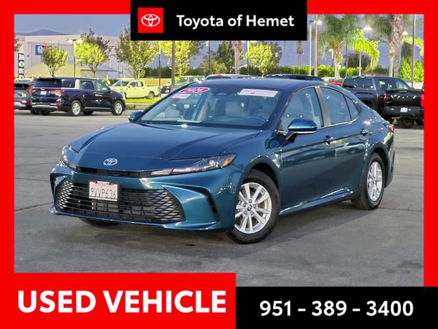 Used 2026 Toyota Camry LE image 1