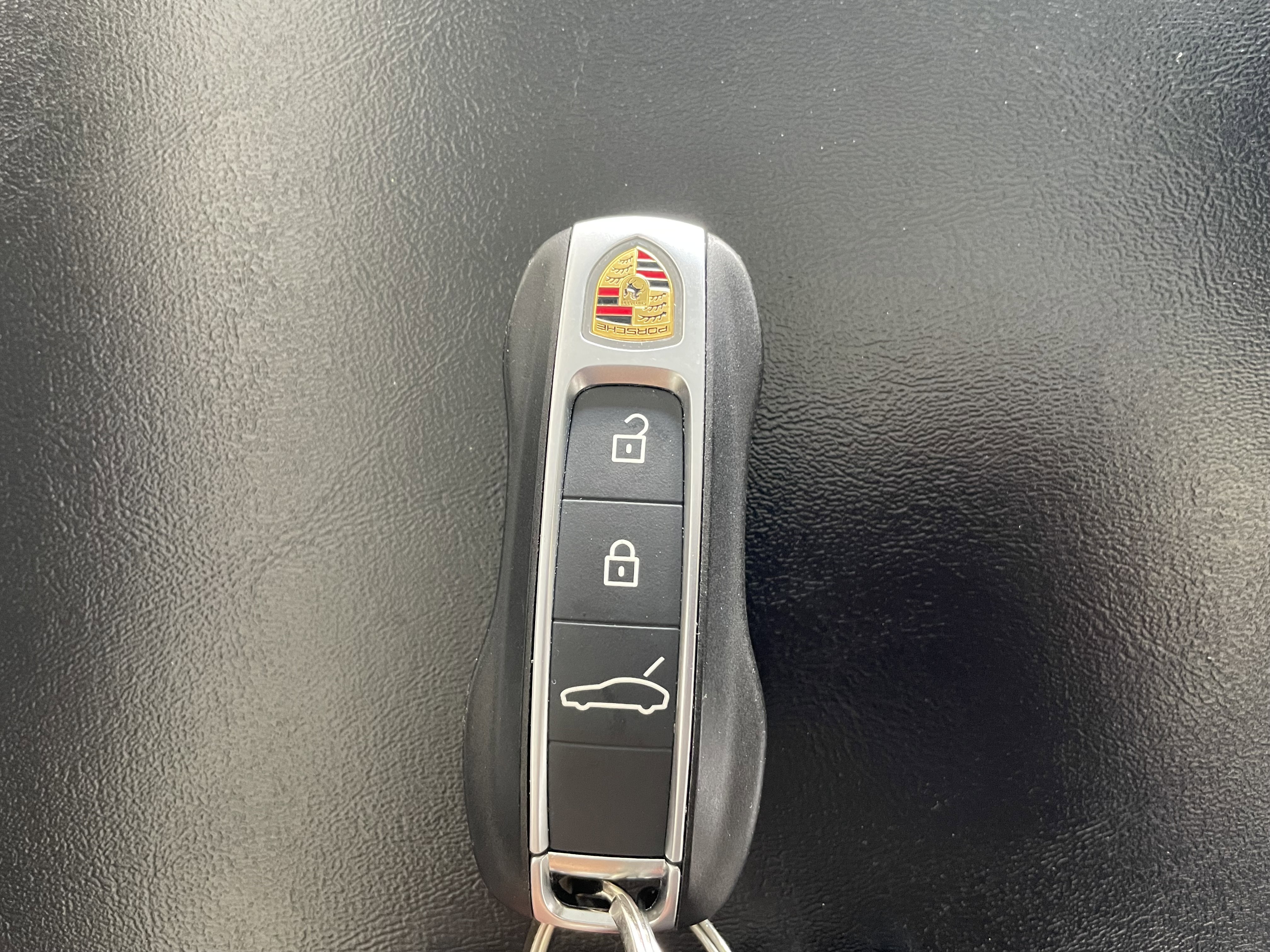Certified 2025 Porsche Panamera 4S image 25
