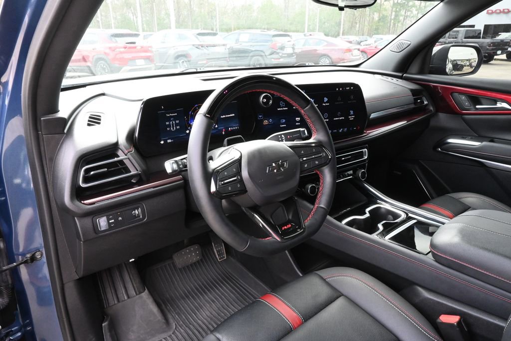 Used 2024 Chevrolet Traverse RS w/ LPO, Floor Liner Package image 15