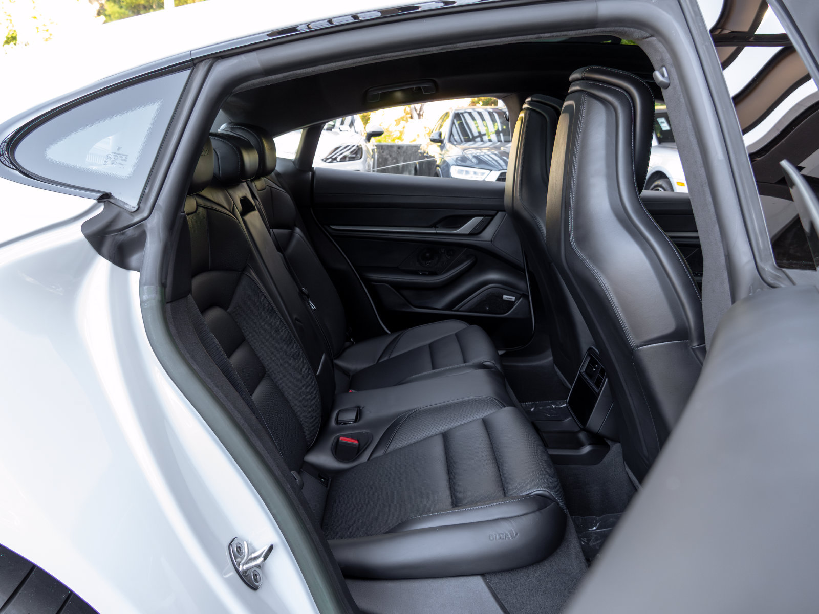 Certified 2022 Porsche Taycan Turbo AWD/4WD image 49