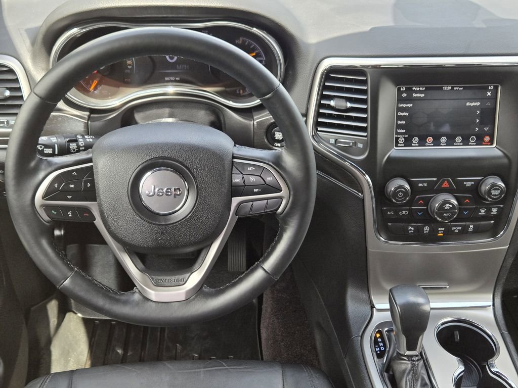 Used 2018 Jeep Grand Cherokee Limited AWD/4WD image 10