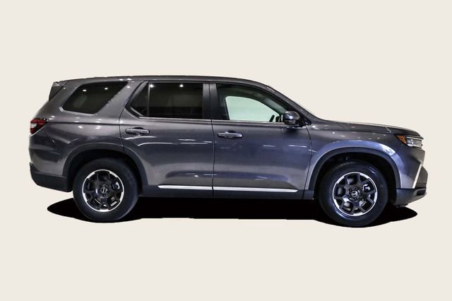 Used 2025 Honda Pilot EX-L image 4