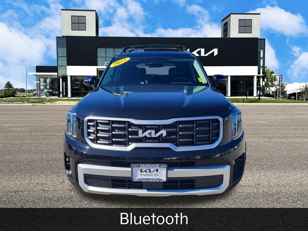 Certified 2025 Kia Telluride S image 4