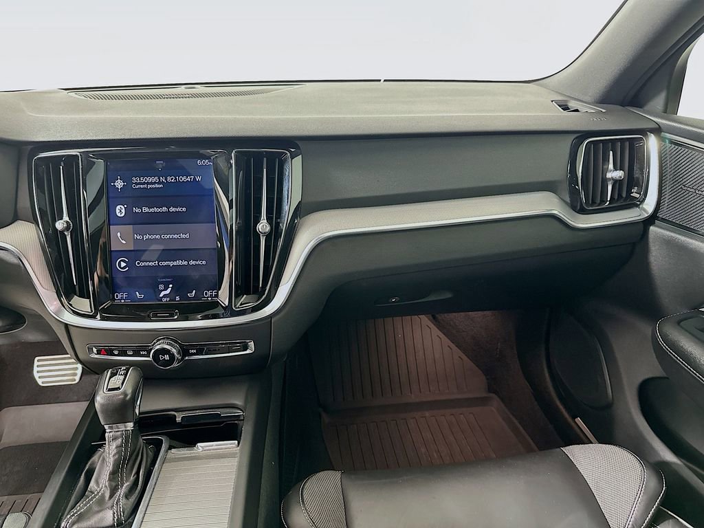 Used 2019 Volvo S60 T5 R-Design FWD image 20