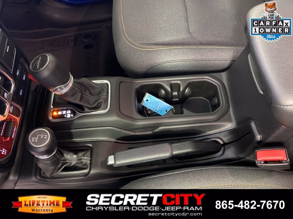 Used 2025 Jeep Gladiator Mojave AWD/4WD image 24