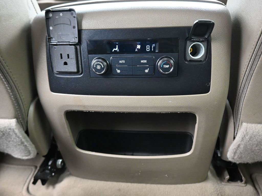 Used 2019 GMC Yukon SLT AWD/4WD image 26
